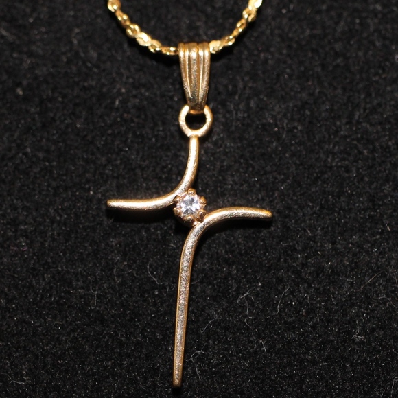 14K GF Vintage Gold Filled Crucifix Cross Pendant - Picture 1 of 8